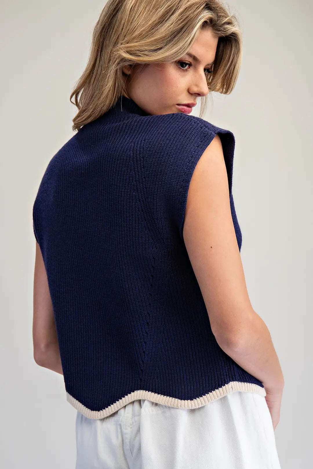 Stars & Sweet Scallop Knit Top By Eesome