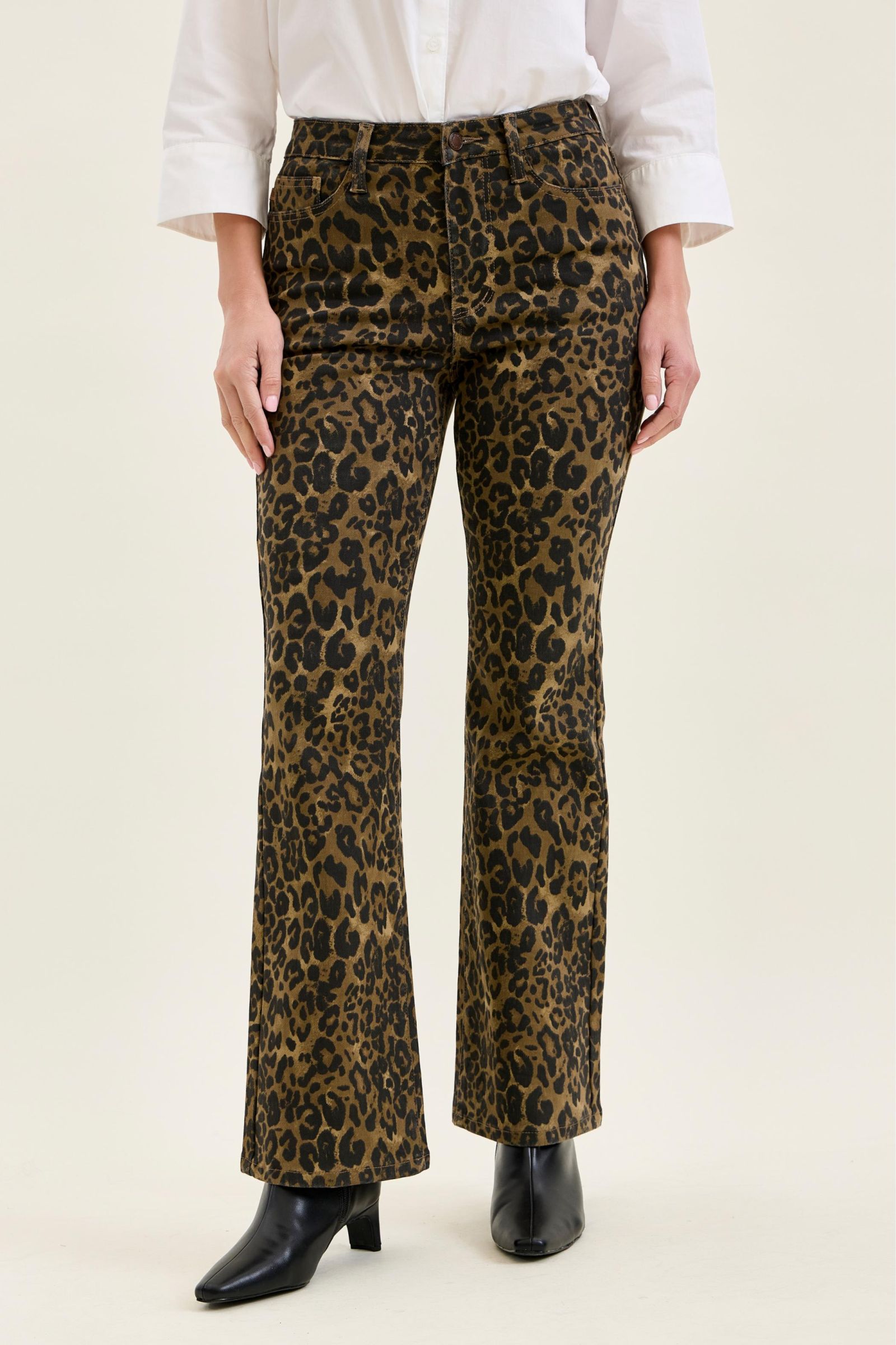 Judy Blue Wild Side Babe Leopard Bootcut Jeans