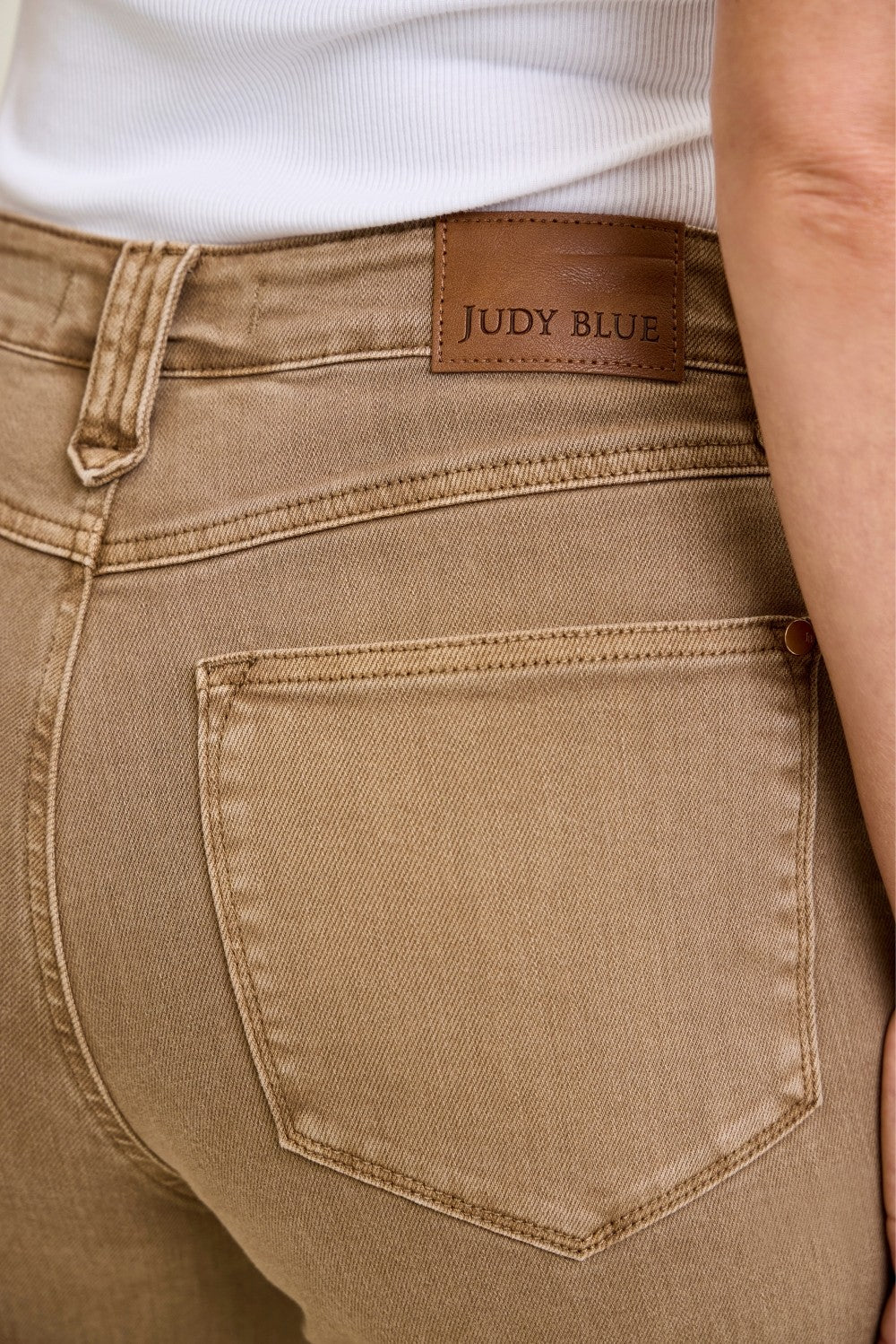 Judy Blue Latte Luxe Cropped Wide Leg Jeans 881095