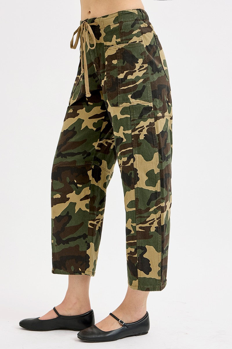 Mid Rise Barrel Slung Camo Pants By Risen