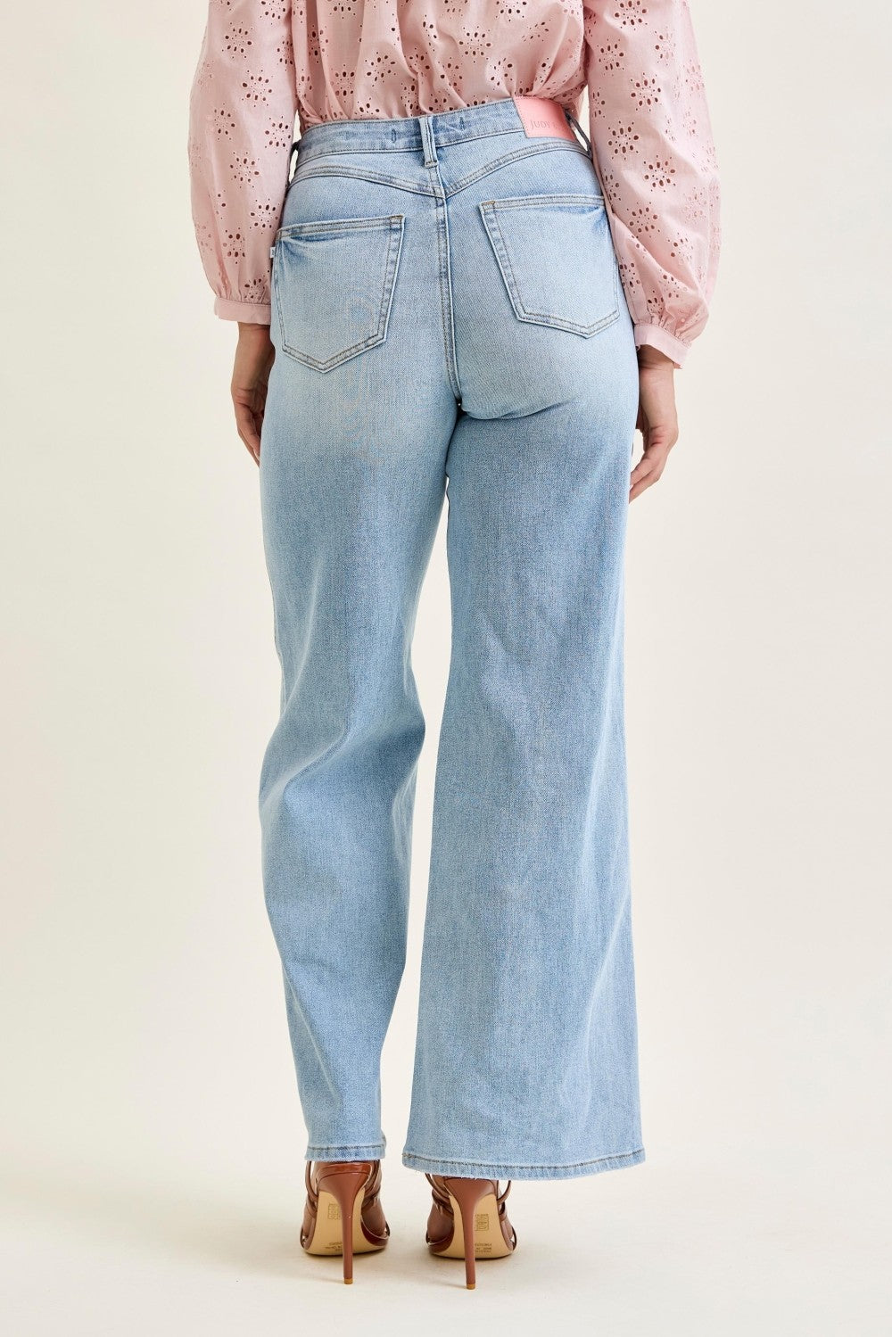 Judy blue medium wash denim tummy control pants 
