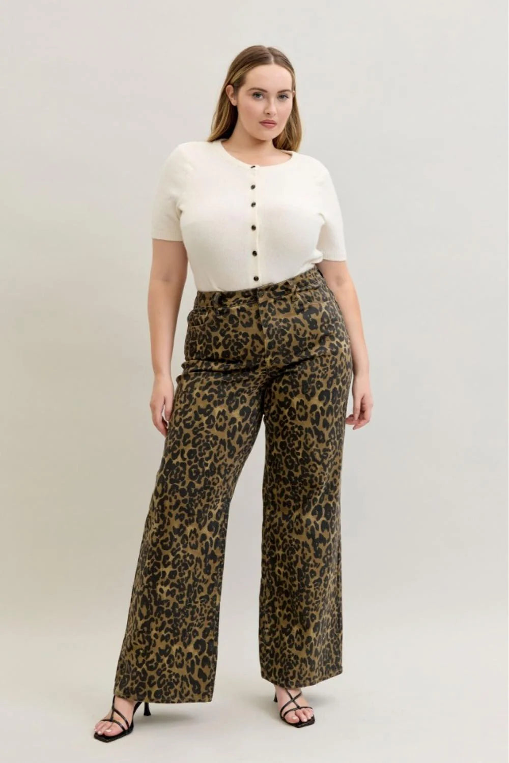 Judy Blue Full Run High Waist Retro Leopard Wide Leg Denim Jeans 881022