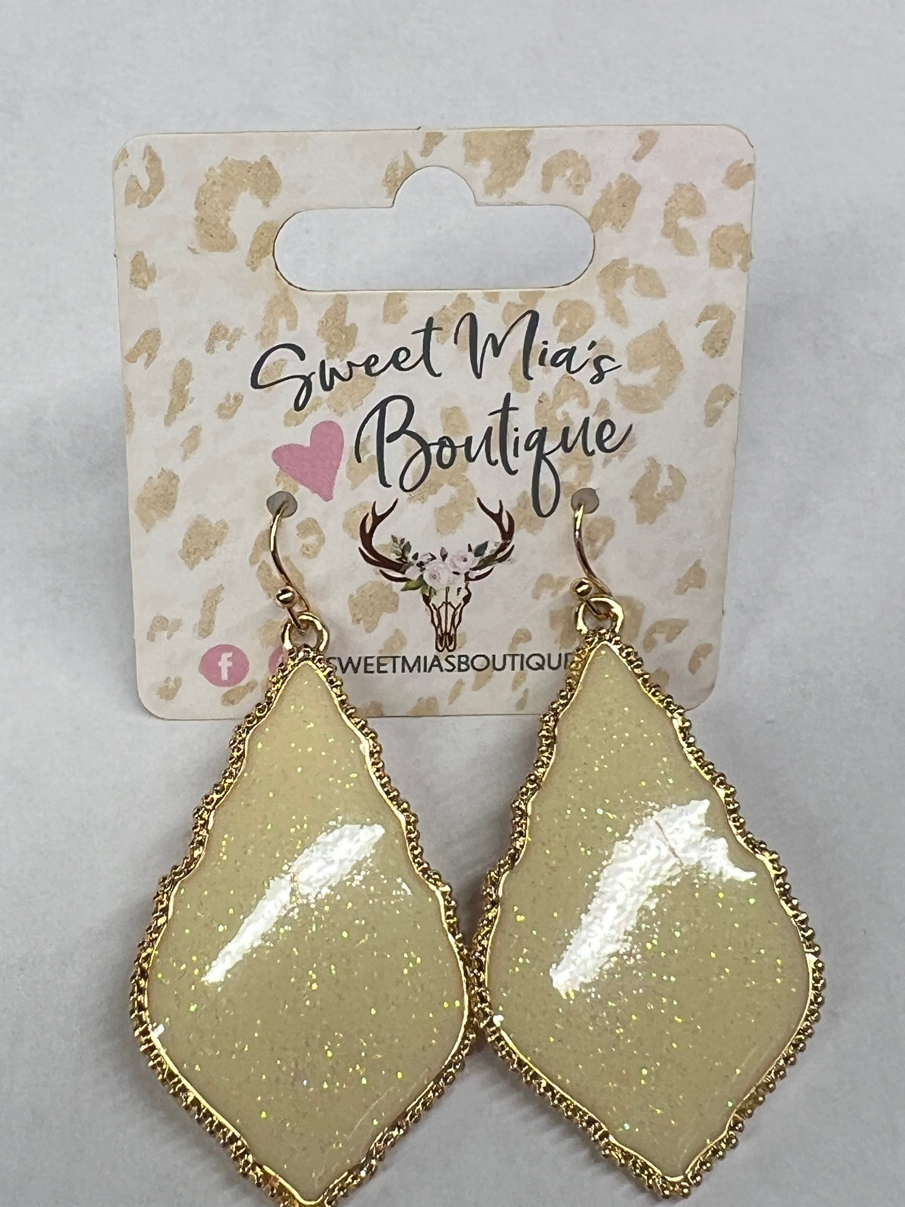 Inspired Shape Earrings