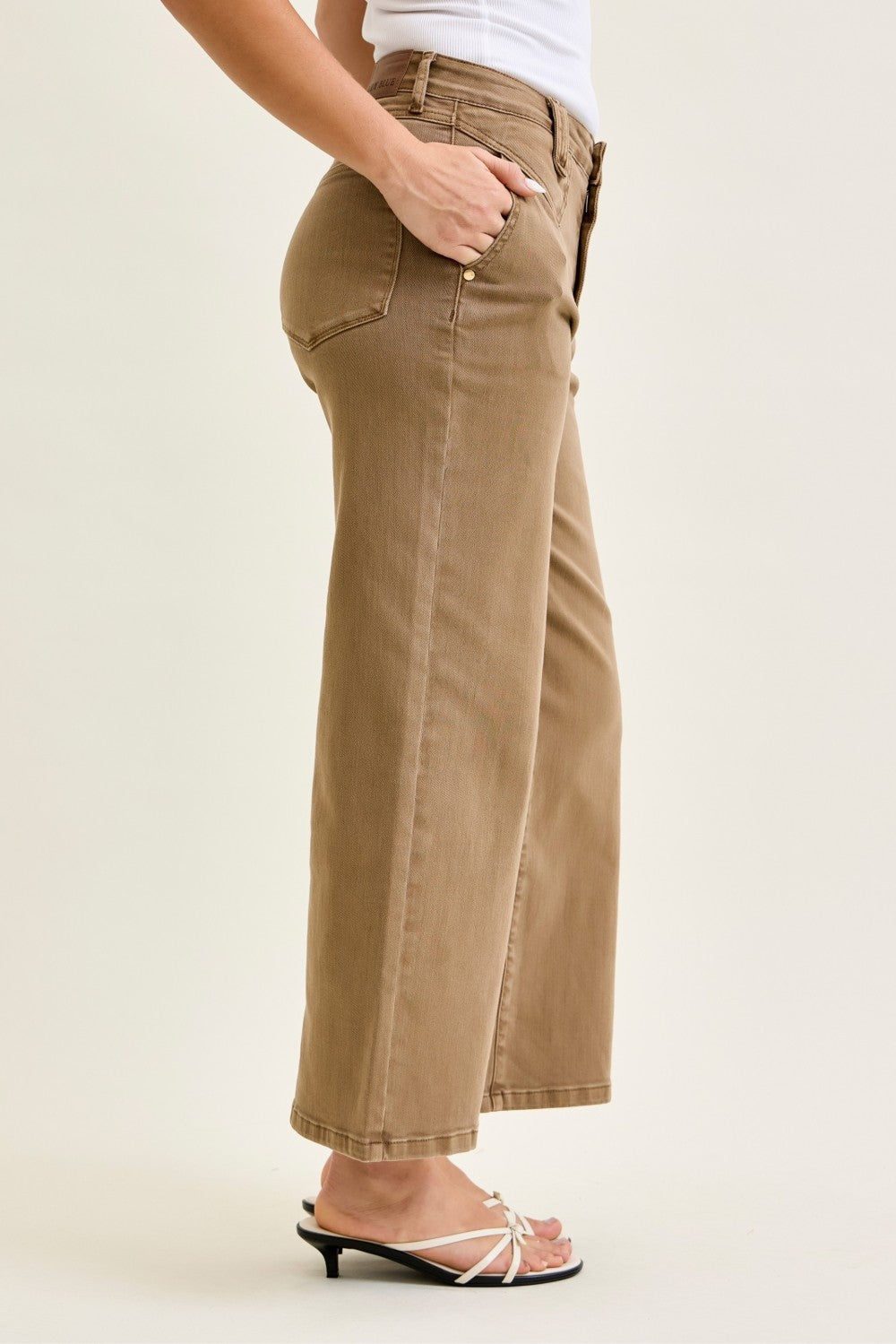Judy Blue Latte Luxe Cropped Wide Leg Jeans 881095