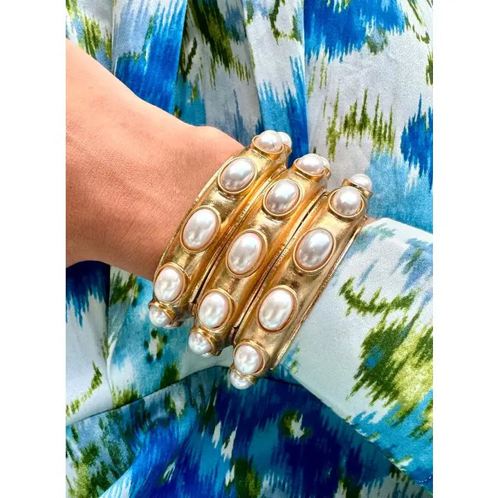 Harriette Pearl Bracelet Gold By Caroline Hill