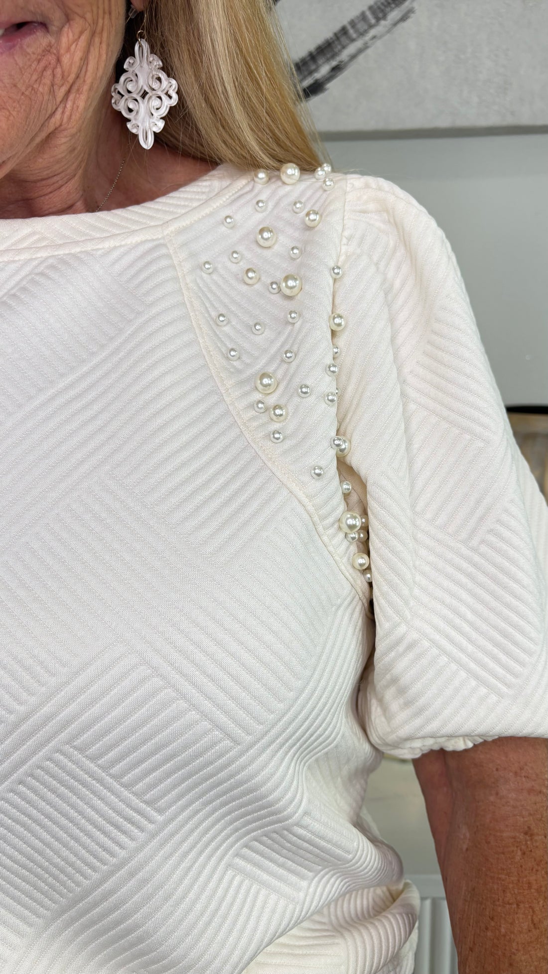 Pearl Puff Sleeve Jacquard Top By Umgee