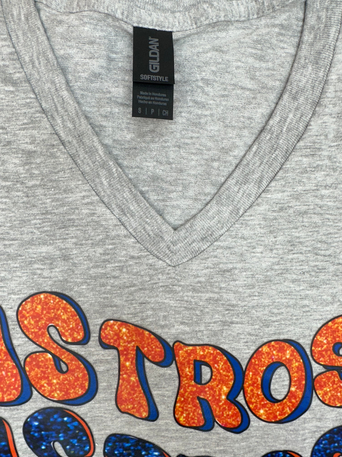 Stros Stros Stros V Neck Graphic Tee