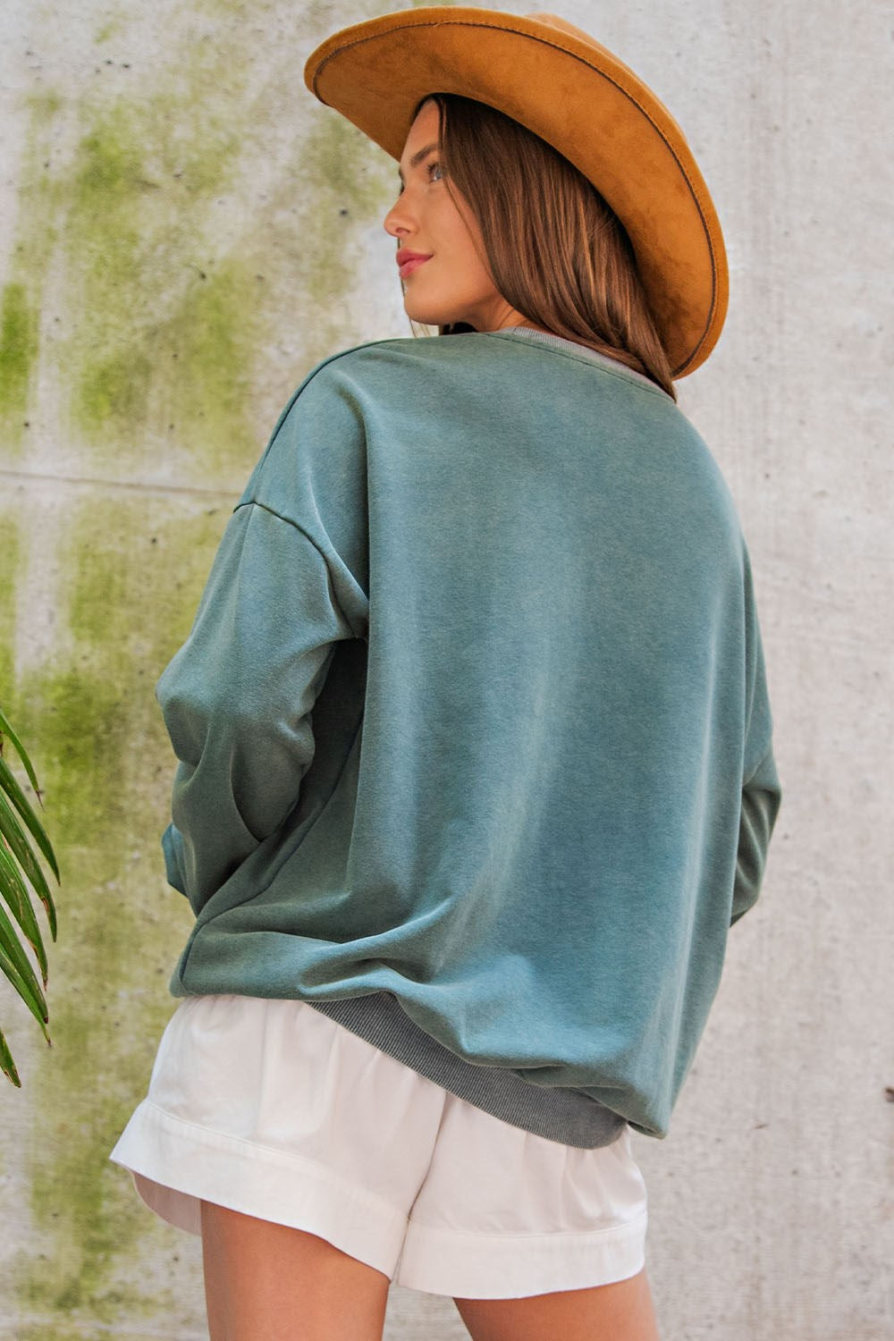 Snow Washed Horseshoe Pullover By Eesome