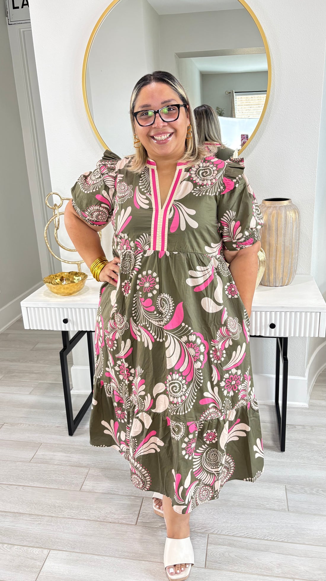 Plus Size Paisley Short Sleeve Midi Dress By Entro