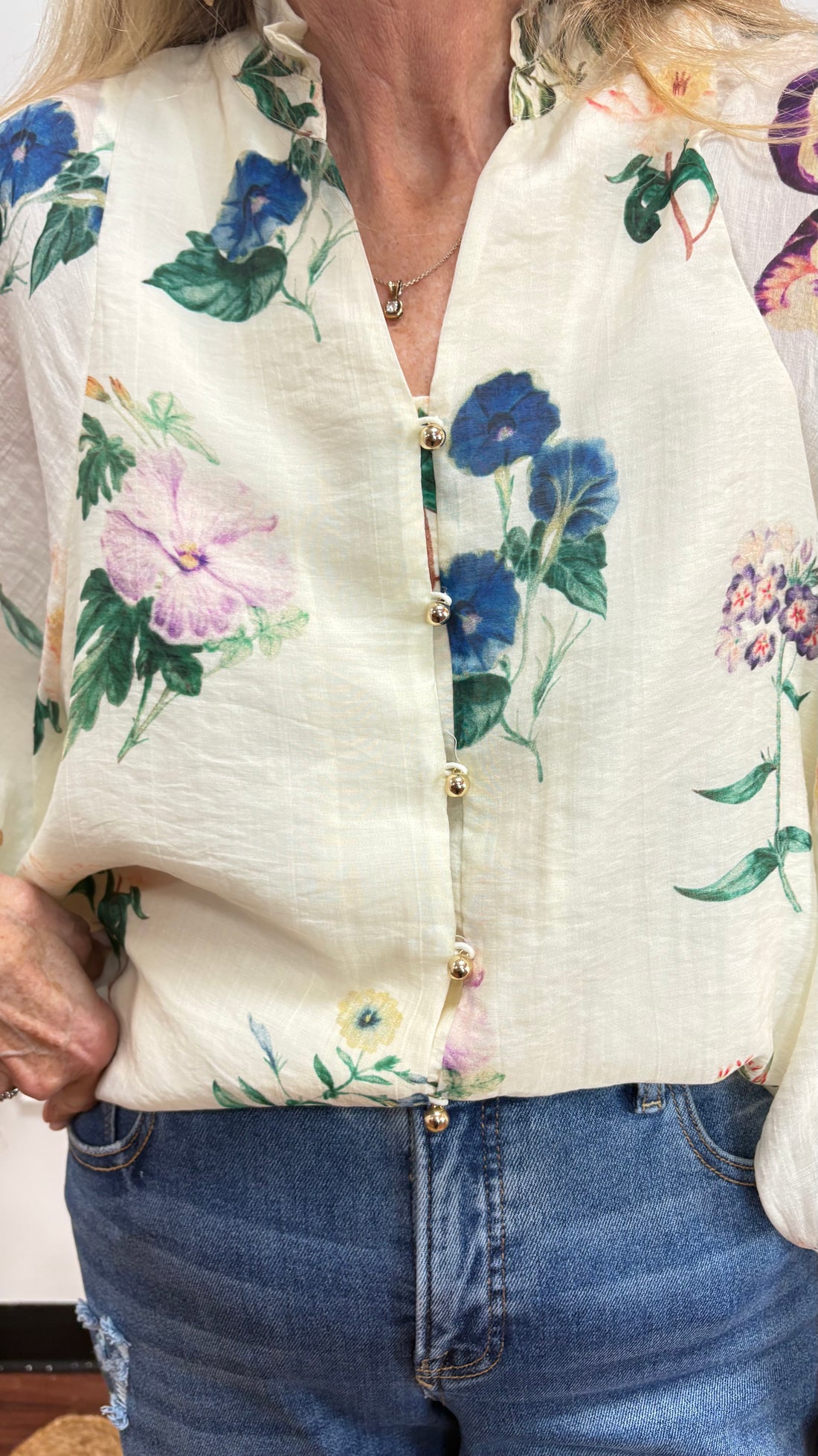 Secret Garden Soft Bloom Top By Entro