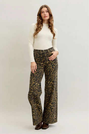 Judy Blue Full Run High Waist Retro Leopard Wide Leg Denim Jeans 881022