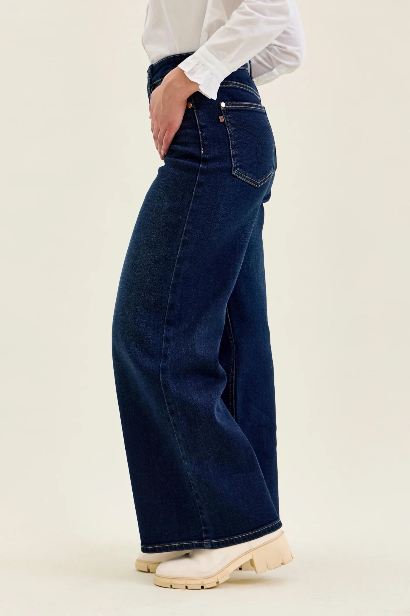 Petite- Judy Blue High Waist Lux Dark Twighlight Retro Wide Leg Denim Jeans 82748