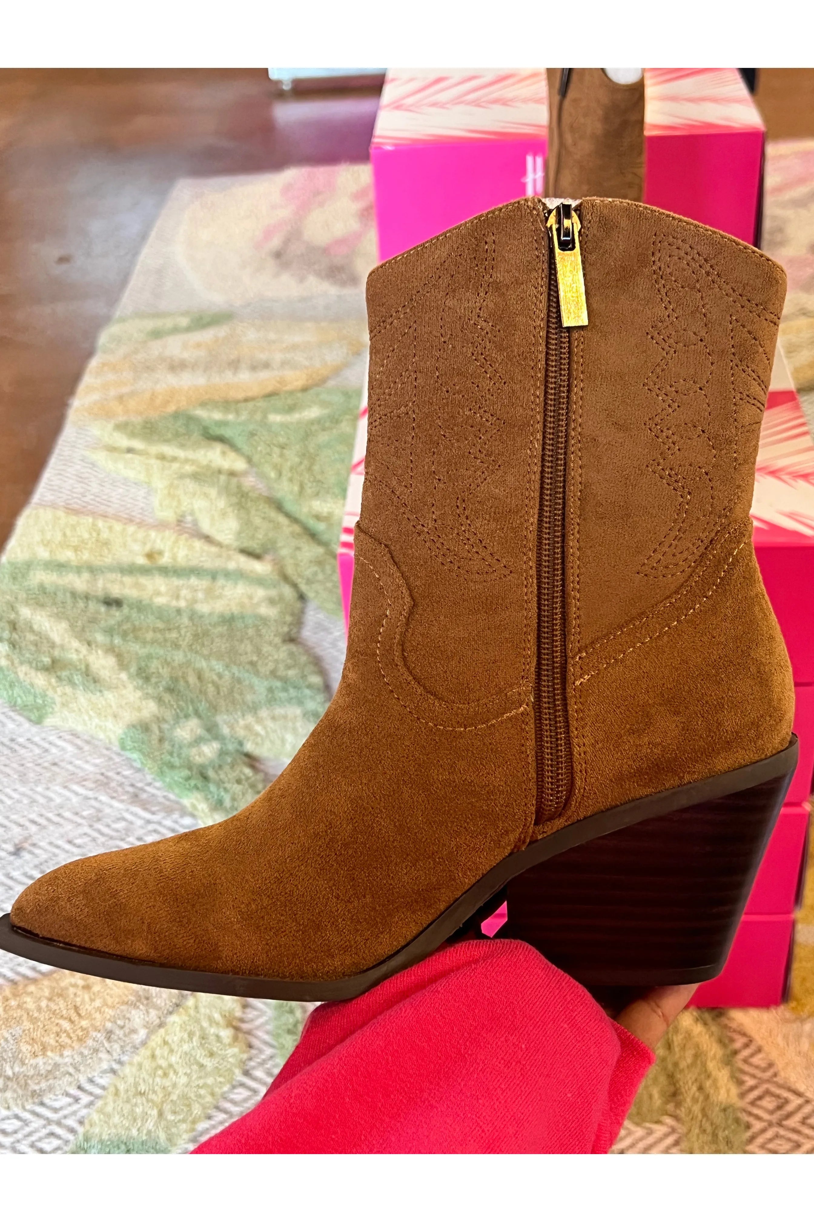 Corky's Rowdy Tobacco Suede