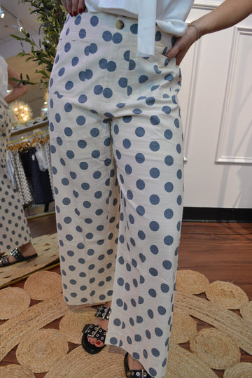Spotlight Chic Wide Leg Pants By Jodifl