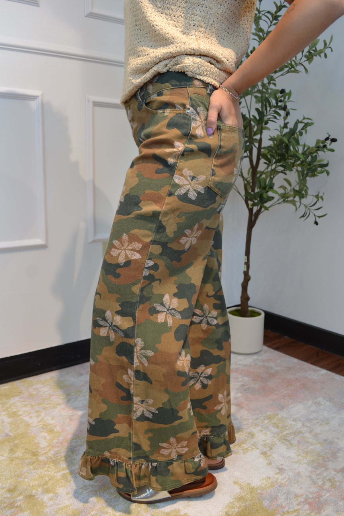 Wildflower Wanderer Camo Pants By Eesome
