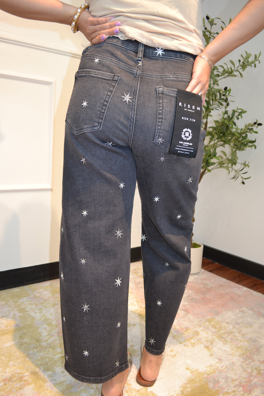 Risen Slouchy Crop Barrel Star Embroidery Jeans