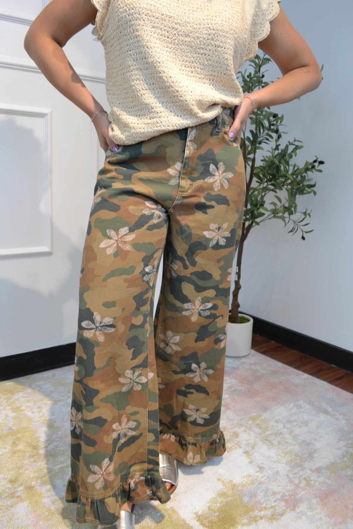 Wildflower Wanderer Camo Pants By Eesome