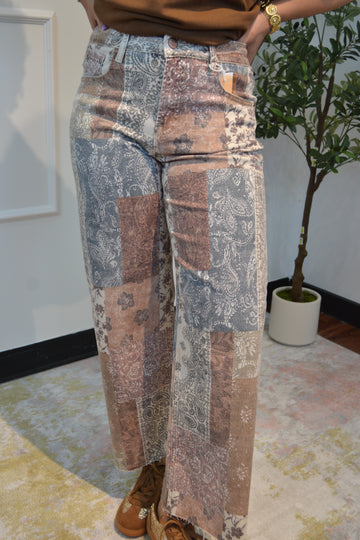 Full Run Earth Block High Rise Wide Leg Pants
