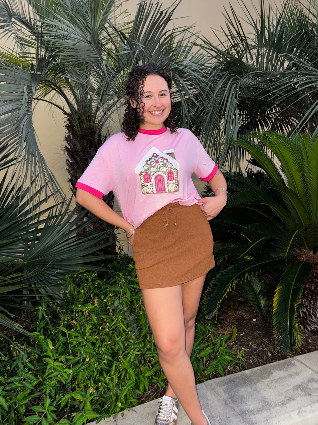 Gingerbread Kisses Foil Ringer Tee