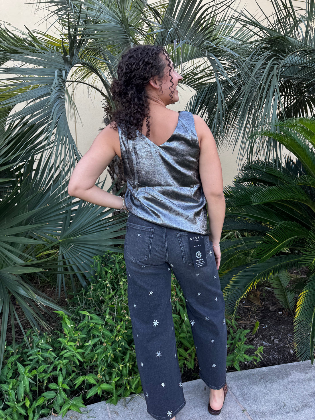 Risen Slouchy Crop Barrel Star Embroidery Jeans