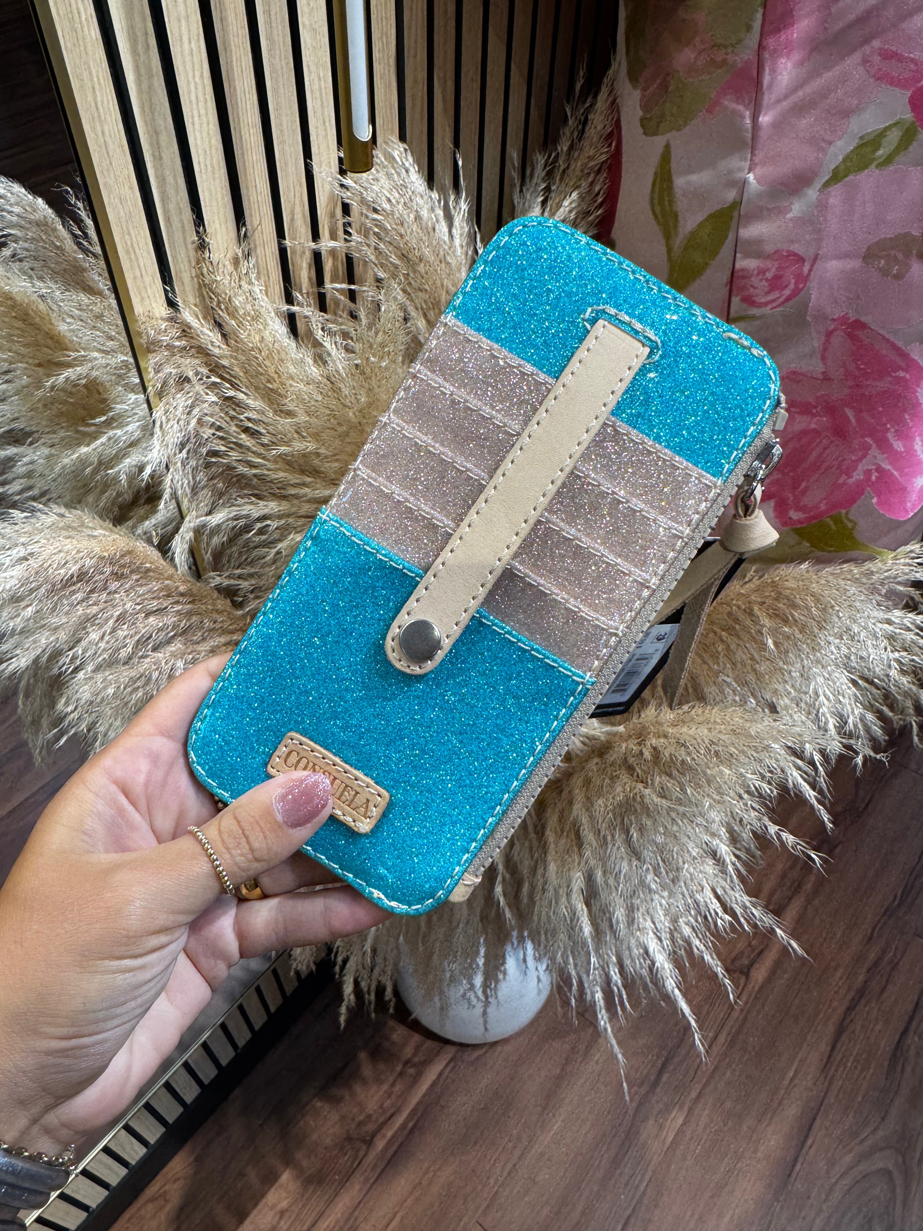 Lumi Card Organizer By Consuela