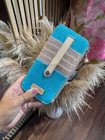 Lumi Card Organizer By Consuela