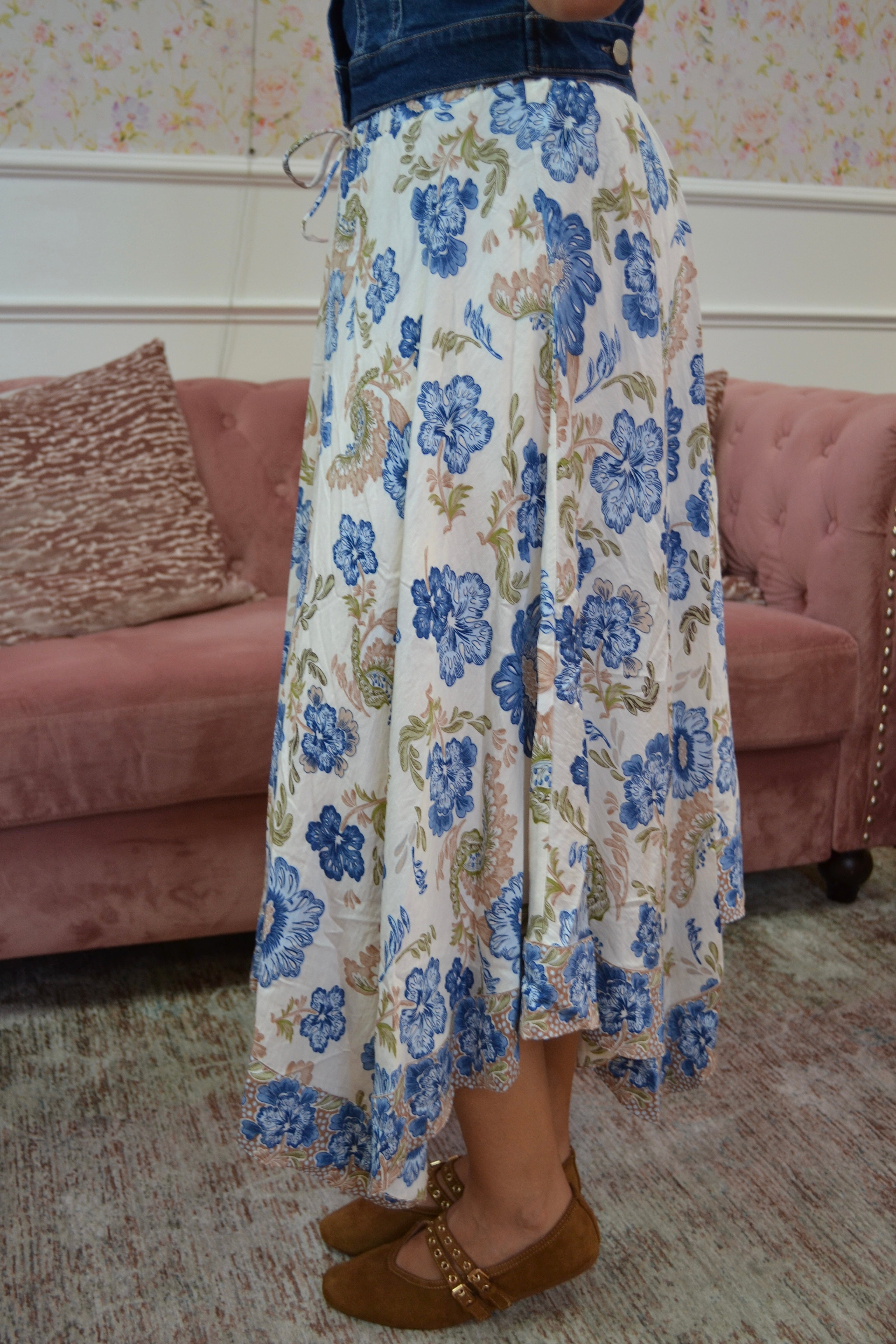 Bluebell Poetry Midi Skirt By EESOME