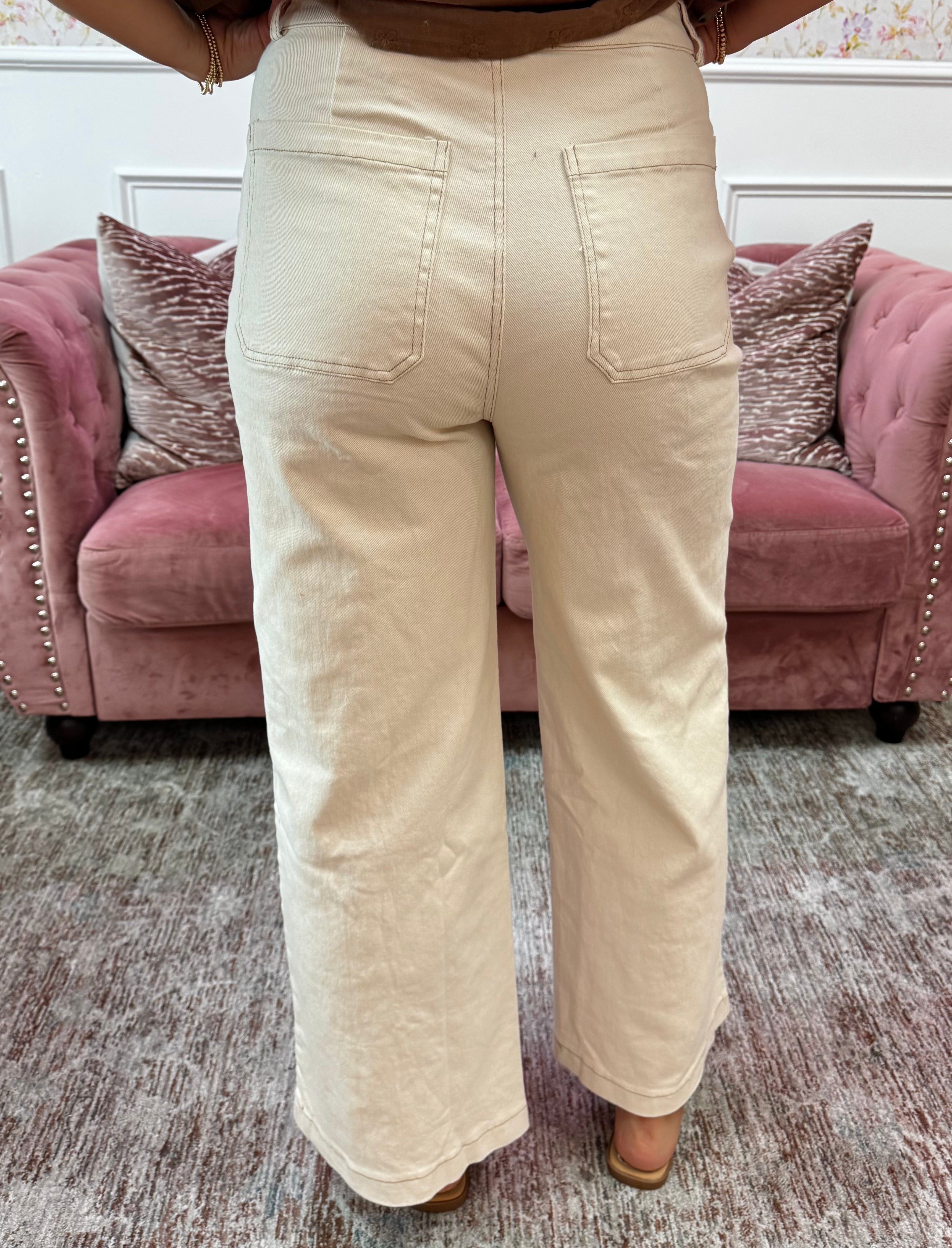 Ivory Wide Leg Pant with Taupe Scallop Pocket By Entro