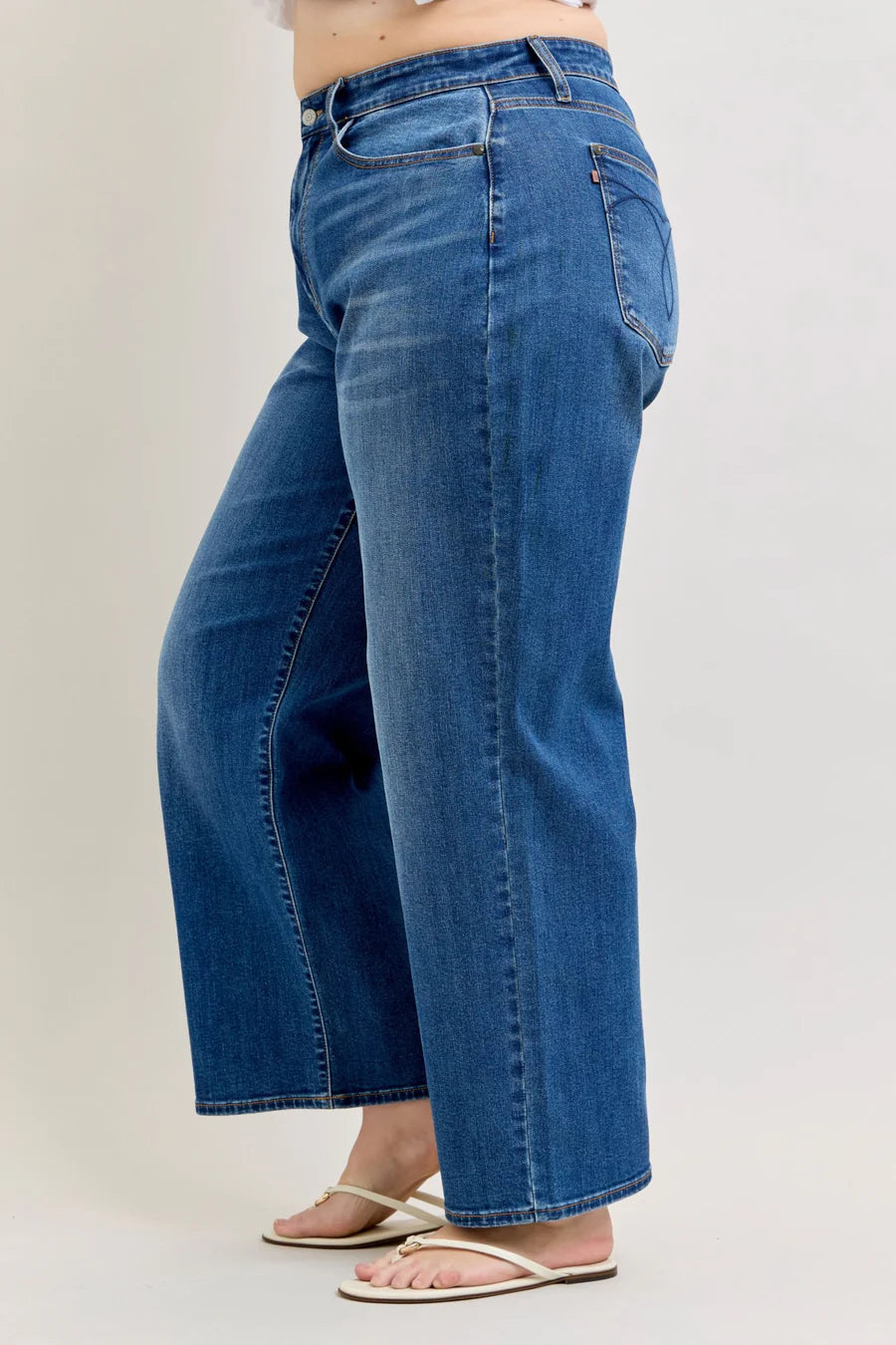 Judy Blue Main Character Wide Leg Jeans Curvy 82689