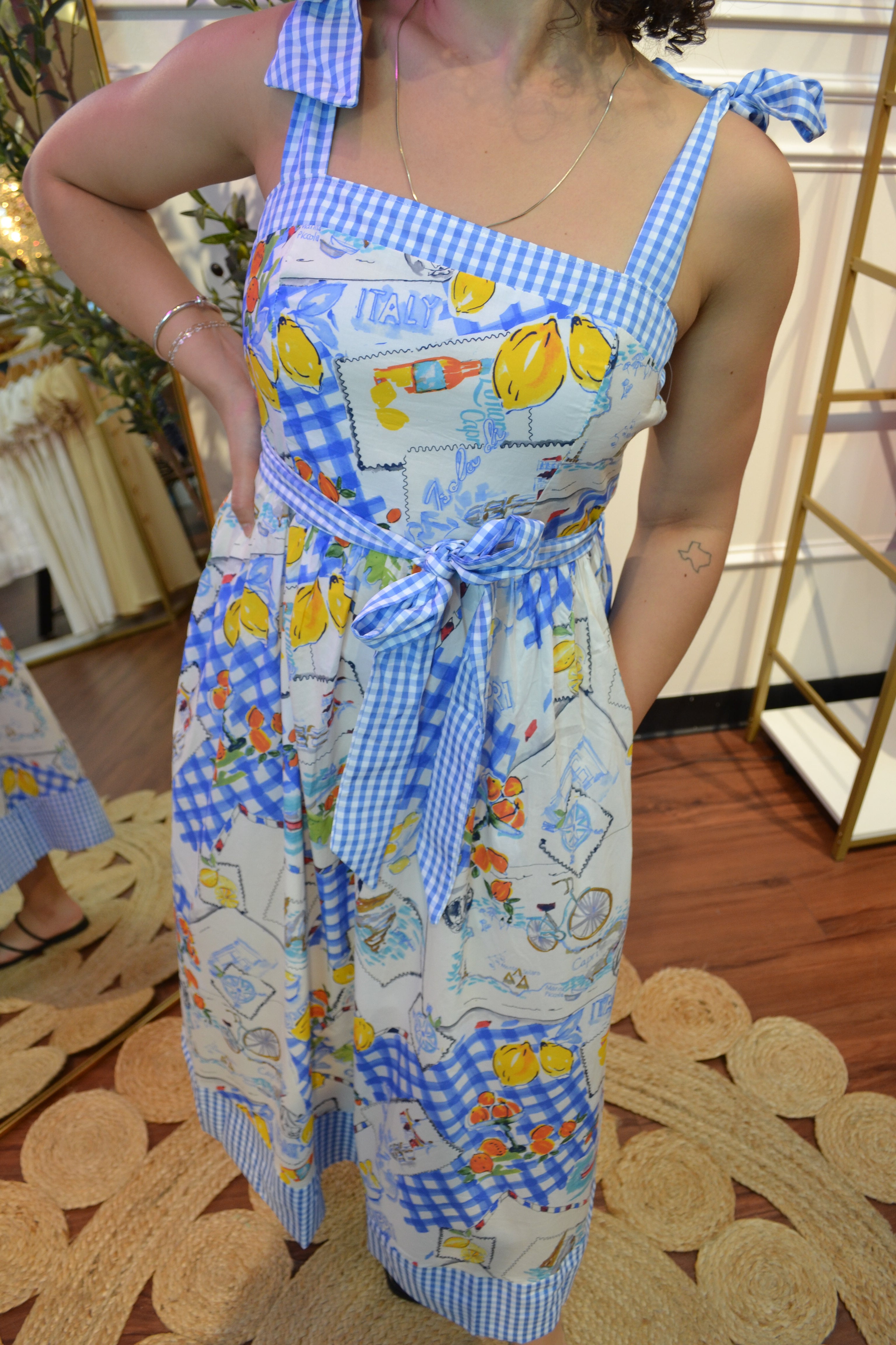 Capri Postcard Midi Dress By Entro