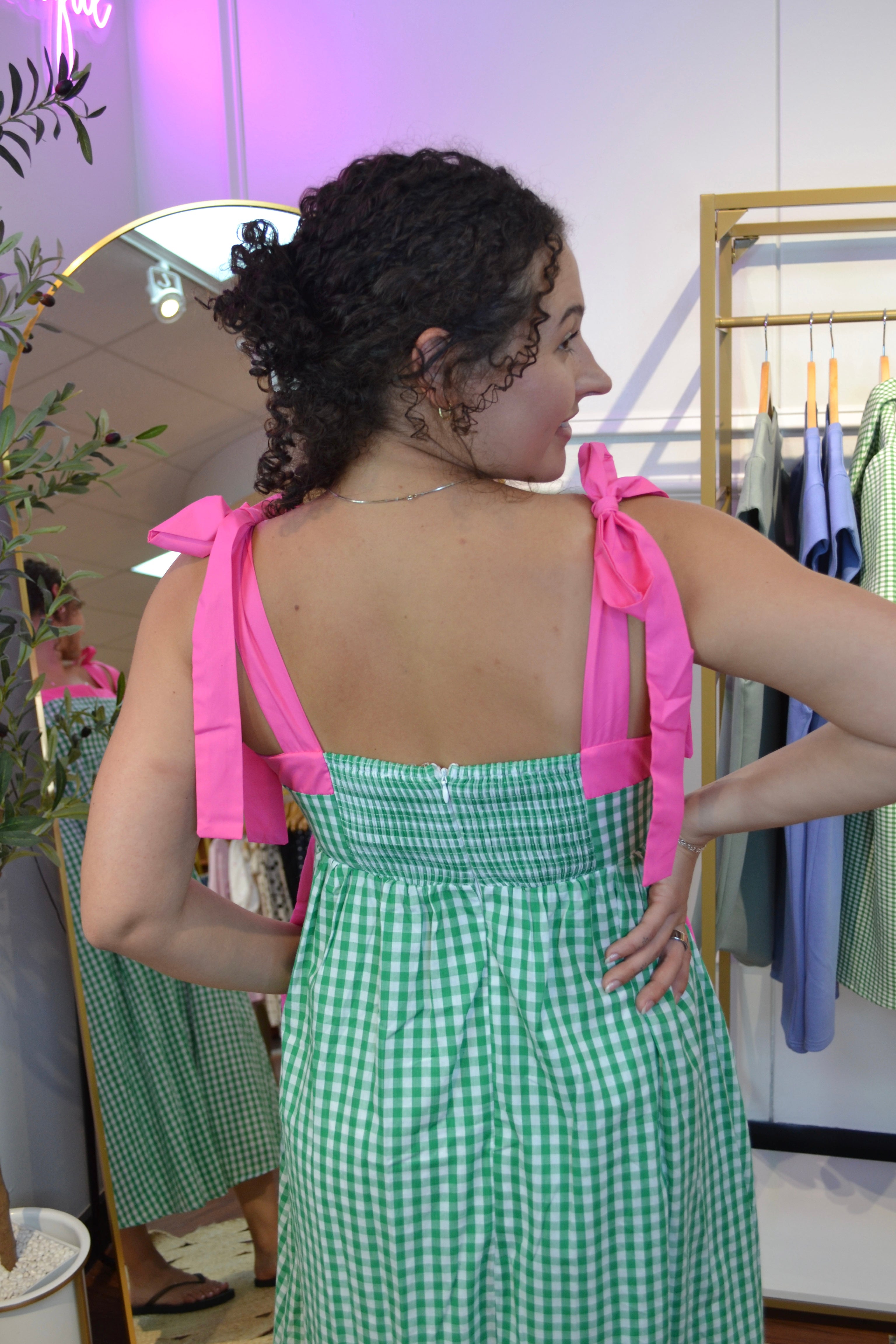Picnic Date Midi Dress By Entro