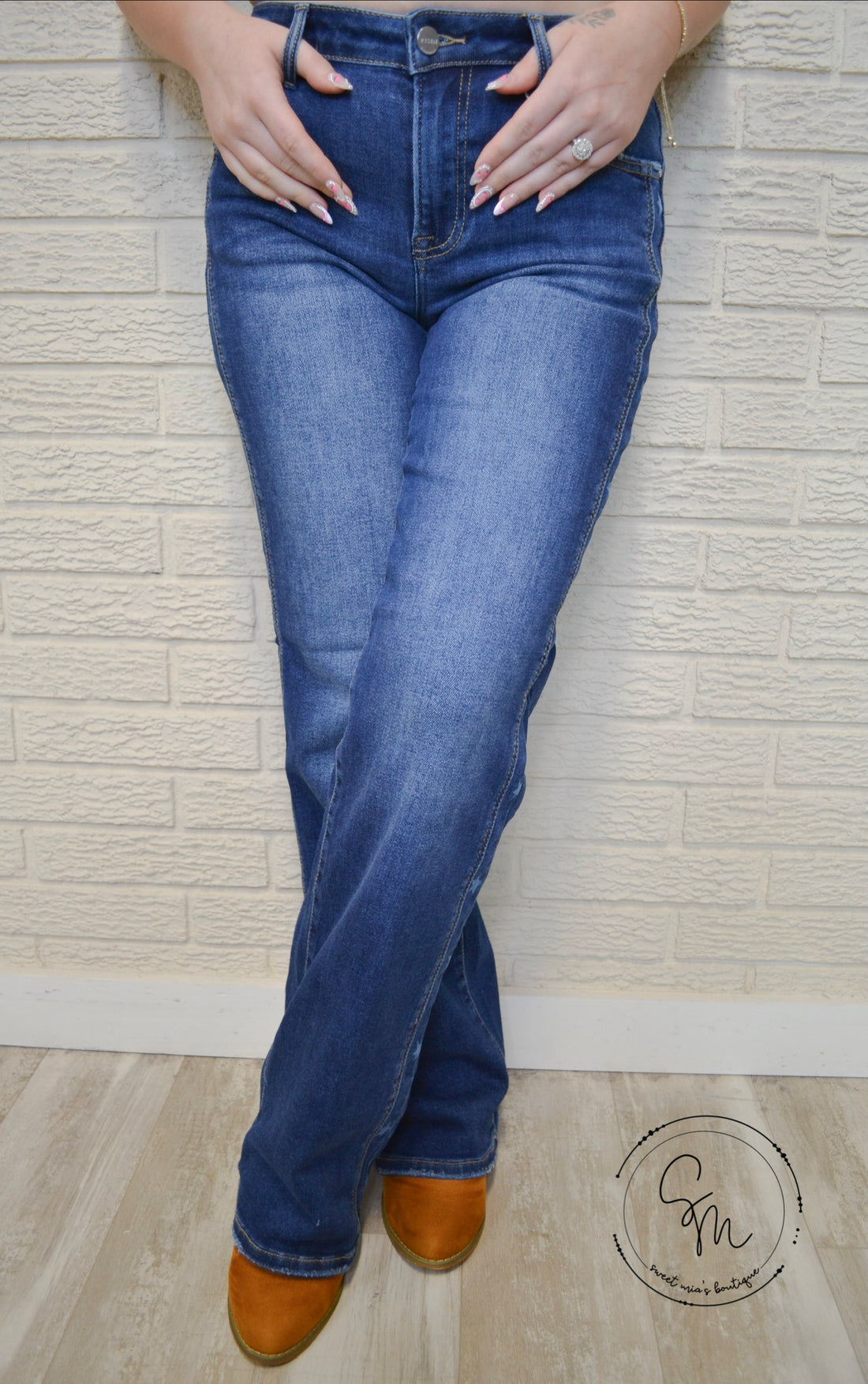 The Aster Straight By Risen