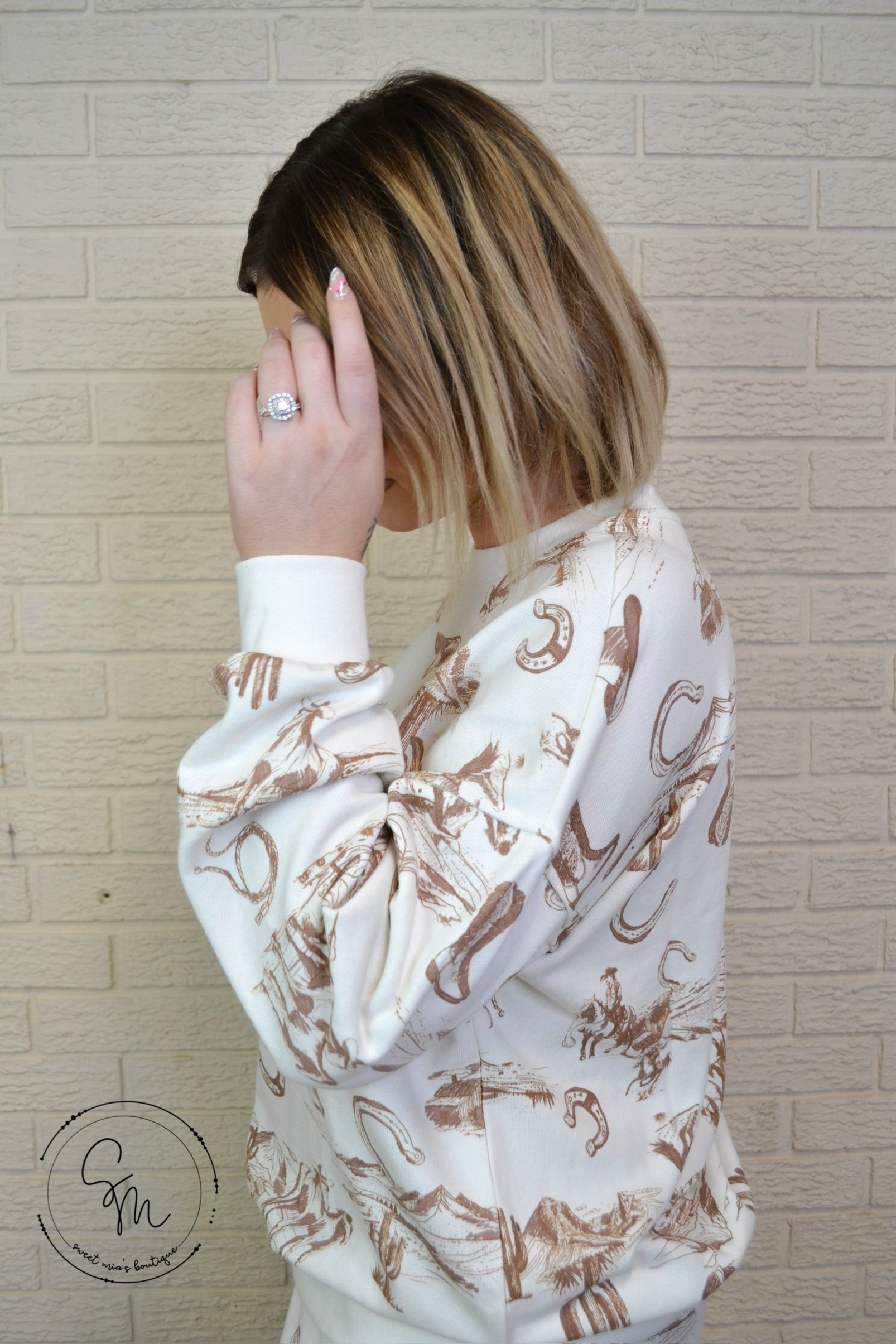 Prairie Trails Lounge Sweatshirt By Blu Pepper