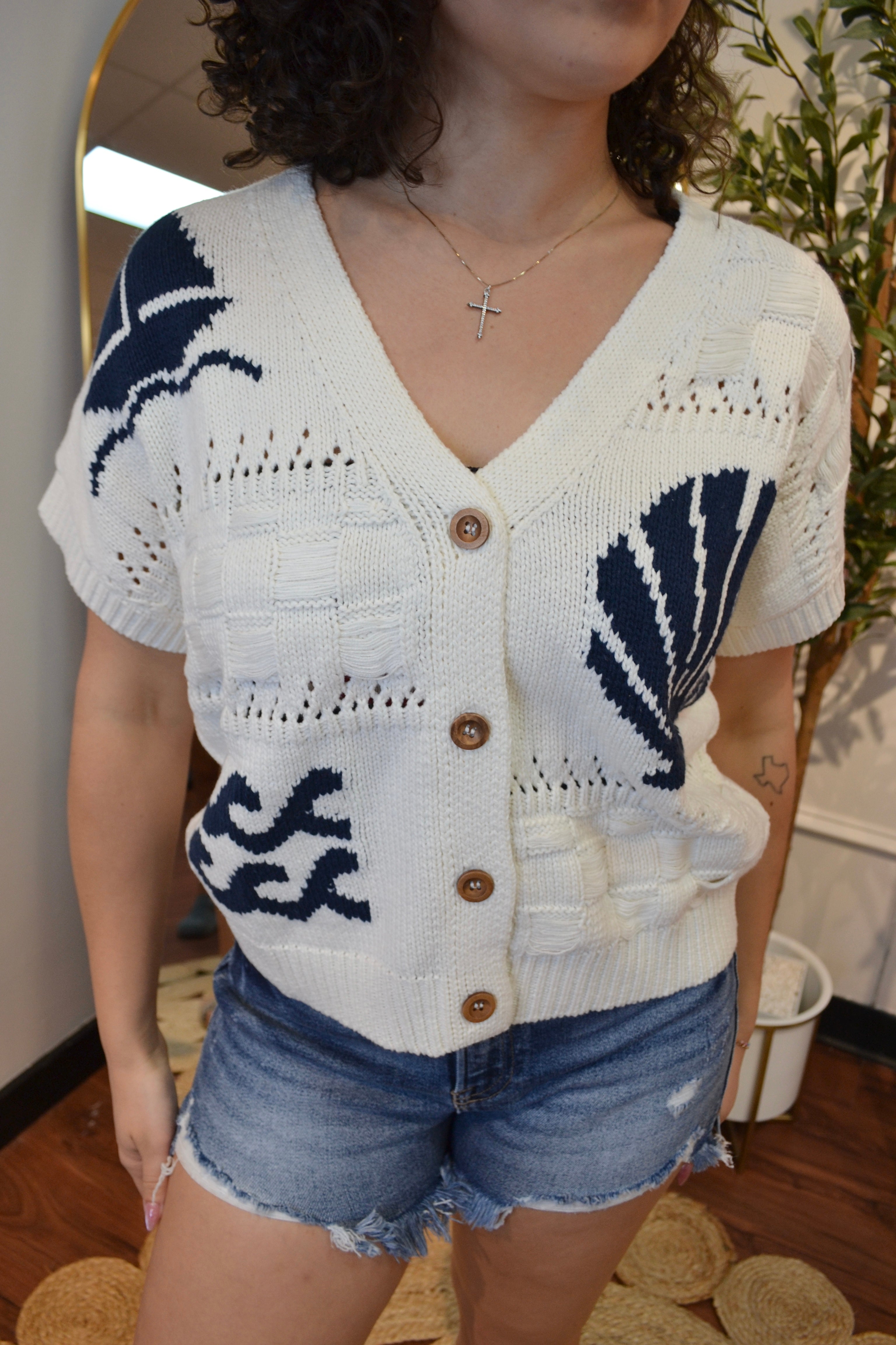 Seashell Sweetheart Cardigan Top By J.O.A