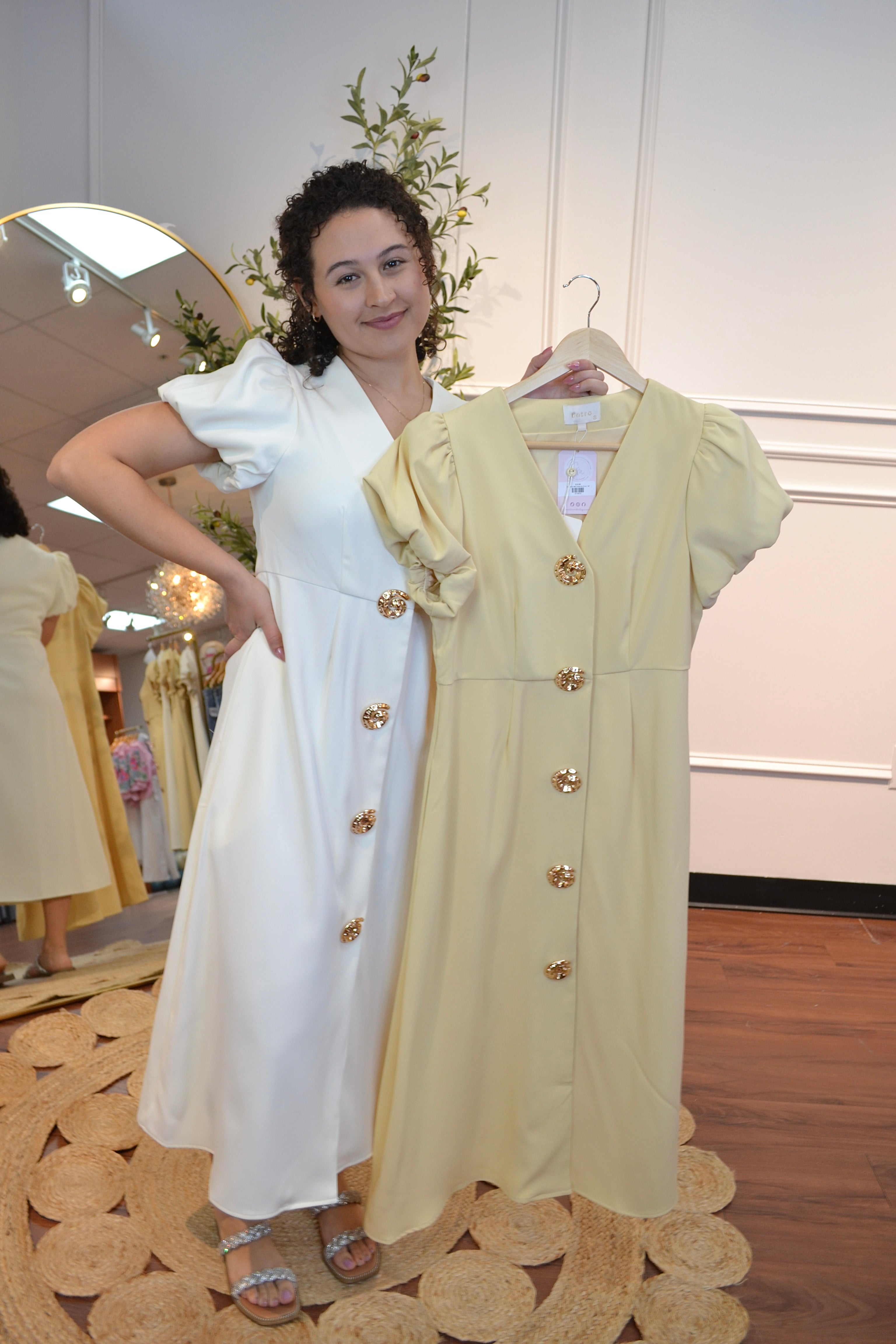 Golden Shell Button Midi Dress By Entro