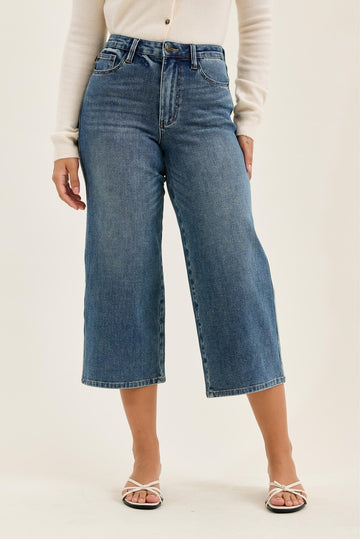 Judy Blue HW Dottie Wide Crop Jeans – MD Quarry Fade 881186