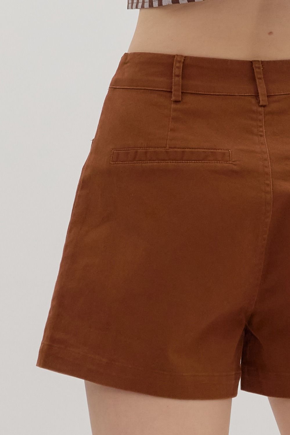 Chestnut Solid High Waist Shorts By Entro