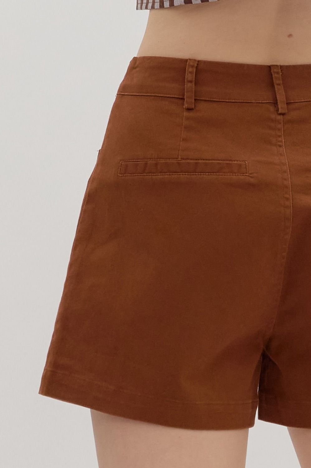 Chestnut Solid High Waist Shorts By Entro