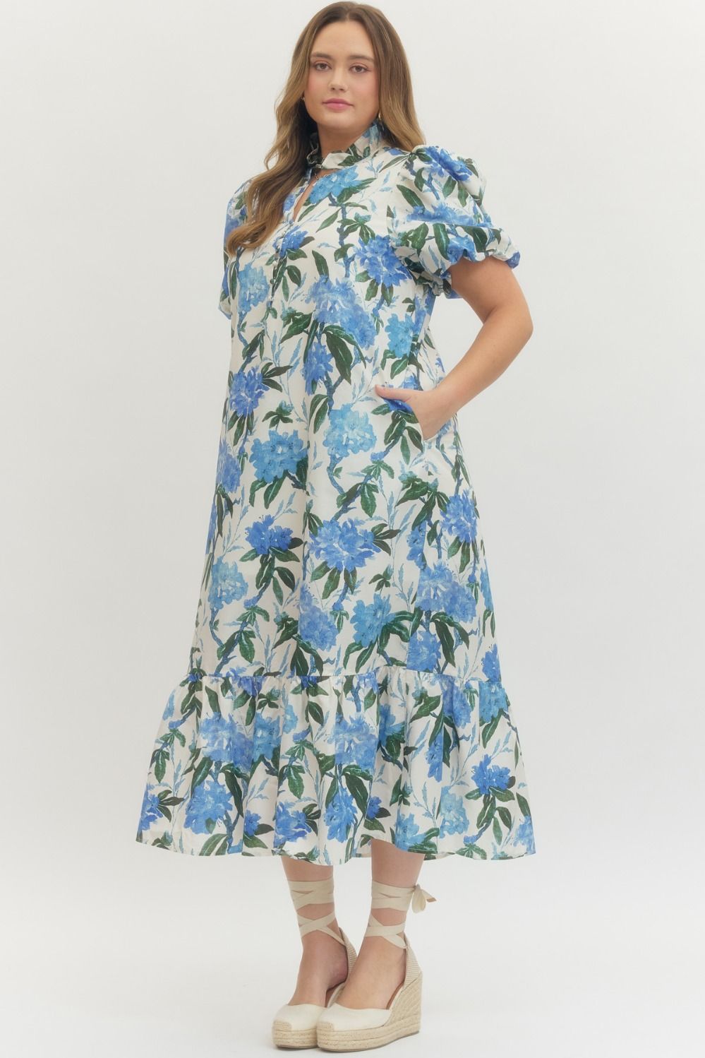 CURVE Enchanted Blue Meadow Maxi By Entro