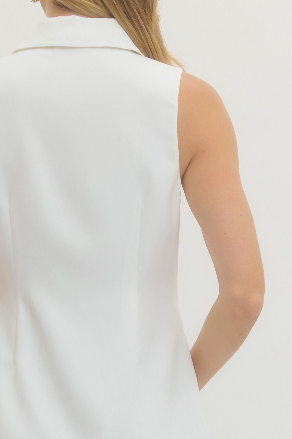 Morning Glow Button Front Dress By Entro