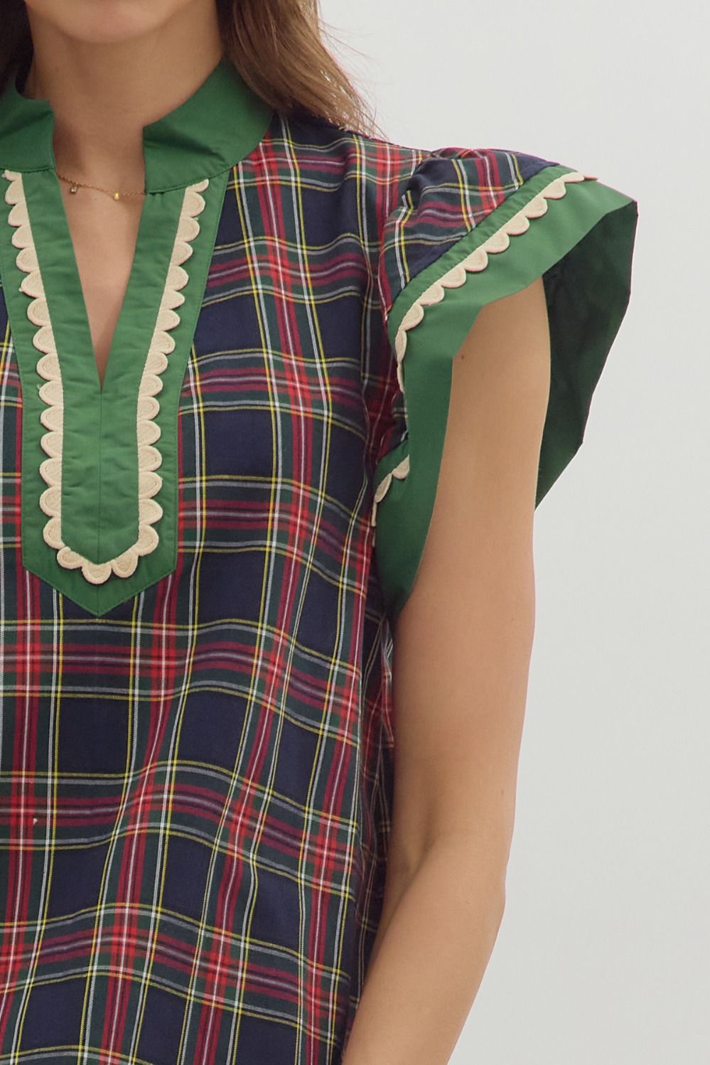 Full Run Plaid Pattern Scallop Trim Accent Flutter Top By Entro