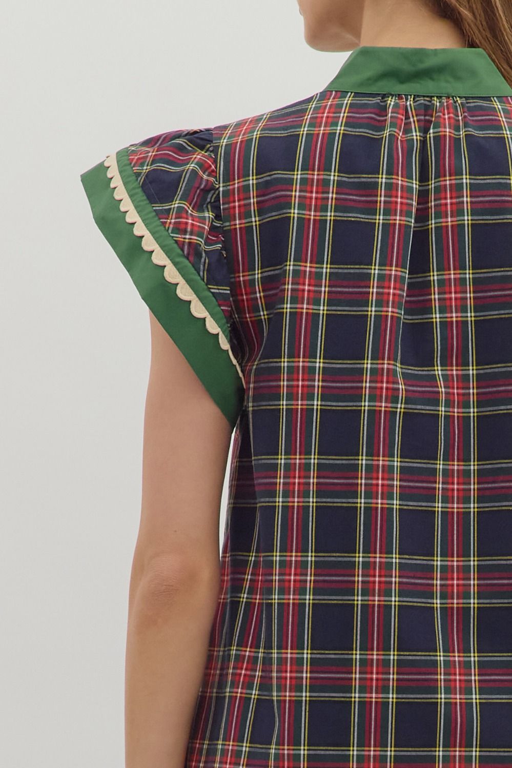 Full Run Plaid Pattern Scallop Trim Accent Flutter Top By Entro