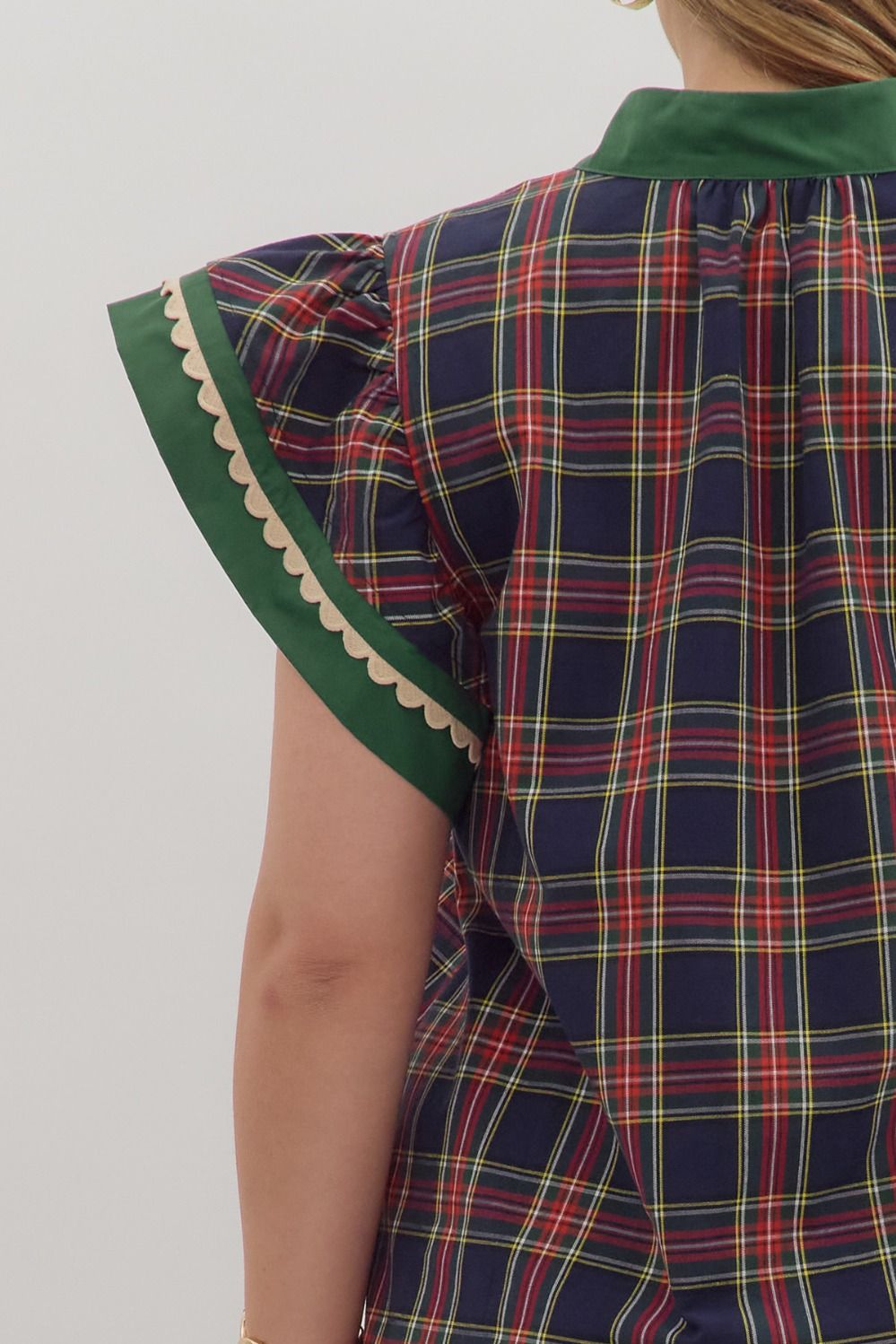 Full Run Plaid Pattern Scallop Trim Accent Flutter Top By Entro