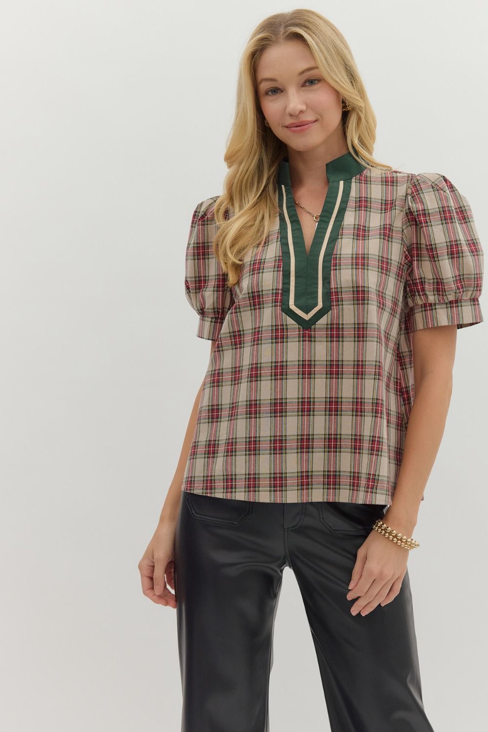R/D Plaid Pattern Cuff Band Short Sleeve Top By Entro
