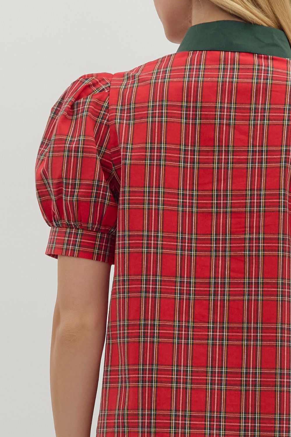R/D Plaid Pattern Cuff Band Short Sleeve Top By Entro