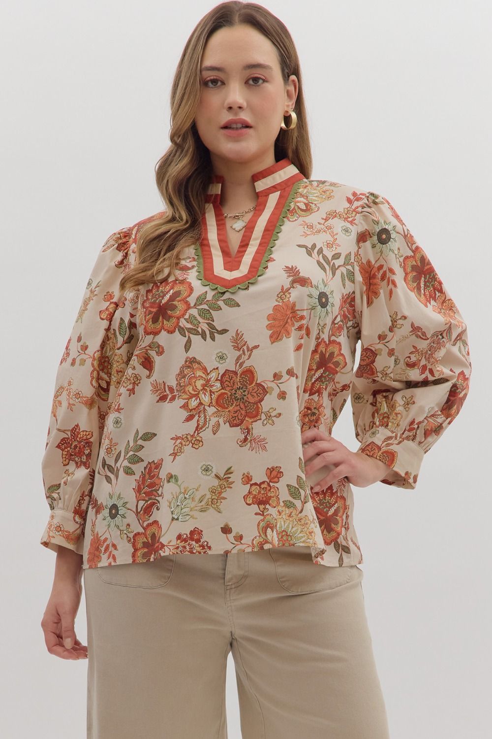 Floral Scallop Accent Top By Entro