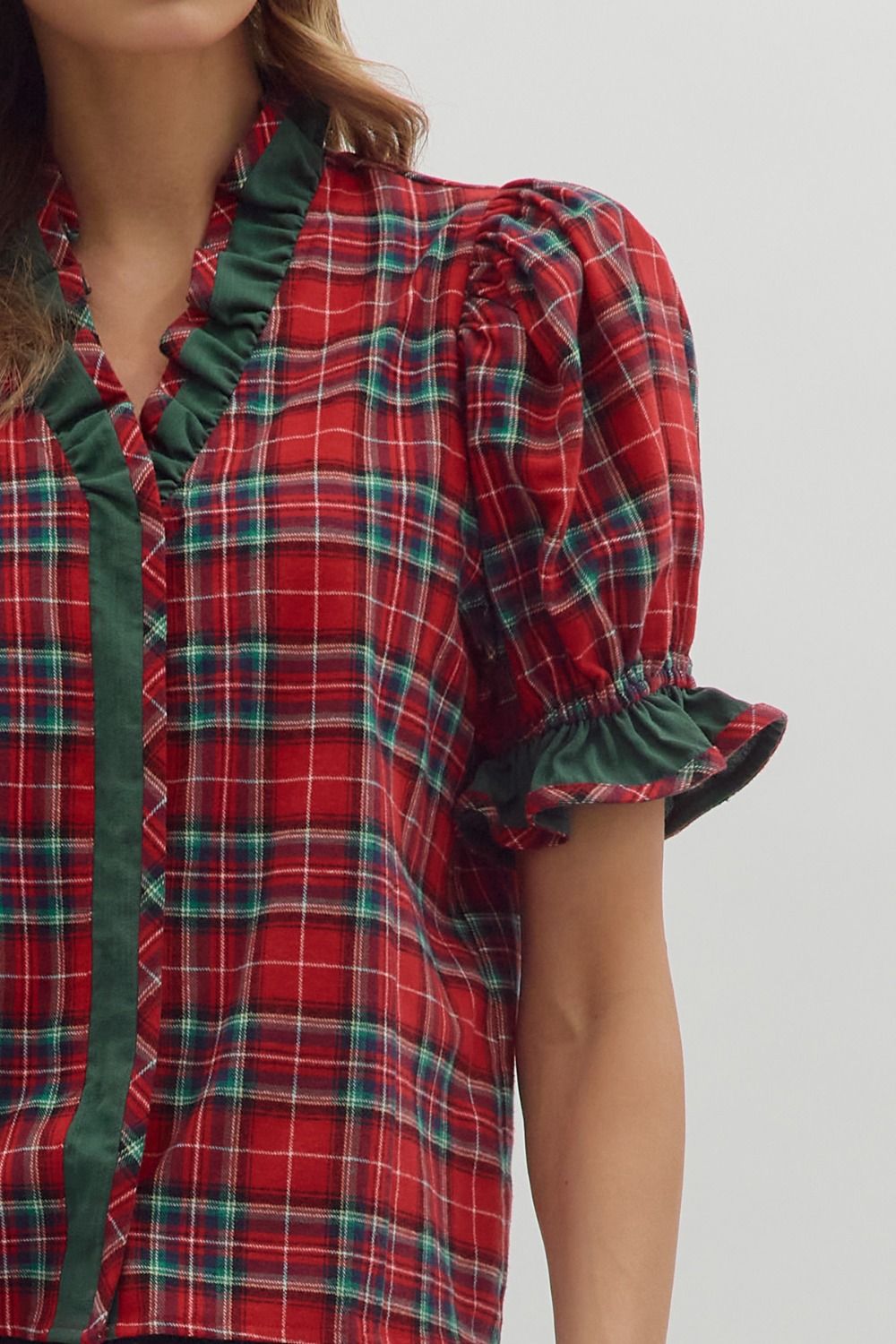 R/D Plus Size Plaid Short Puff Sleeve Top By Entro