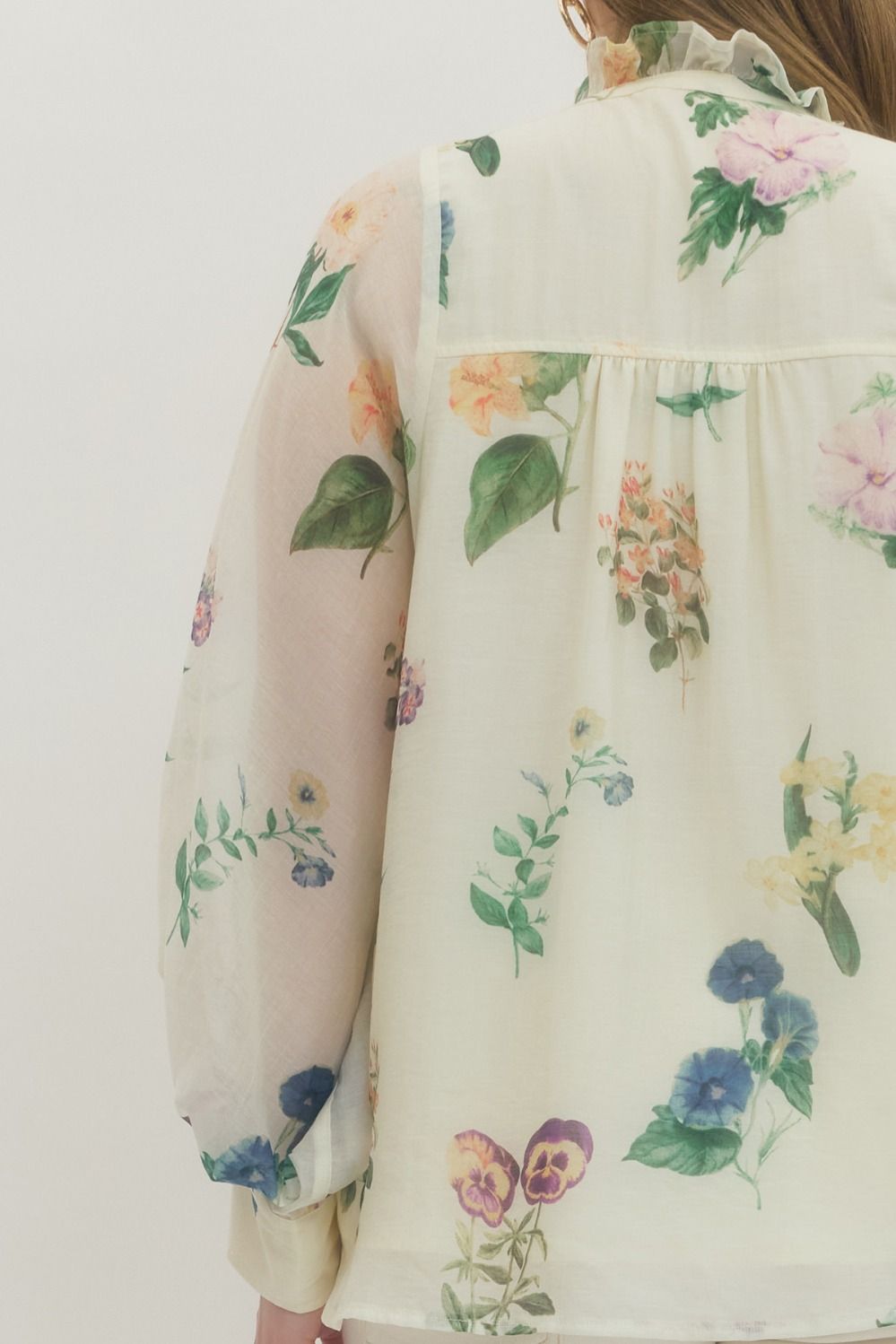 Secret Garden Soft Bloom Top By Entro