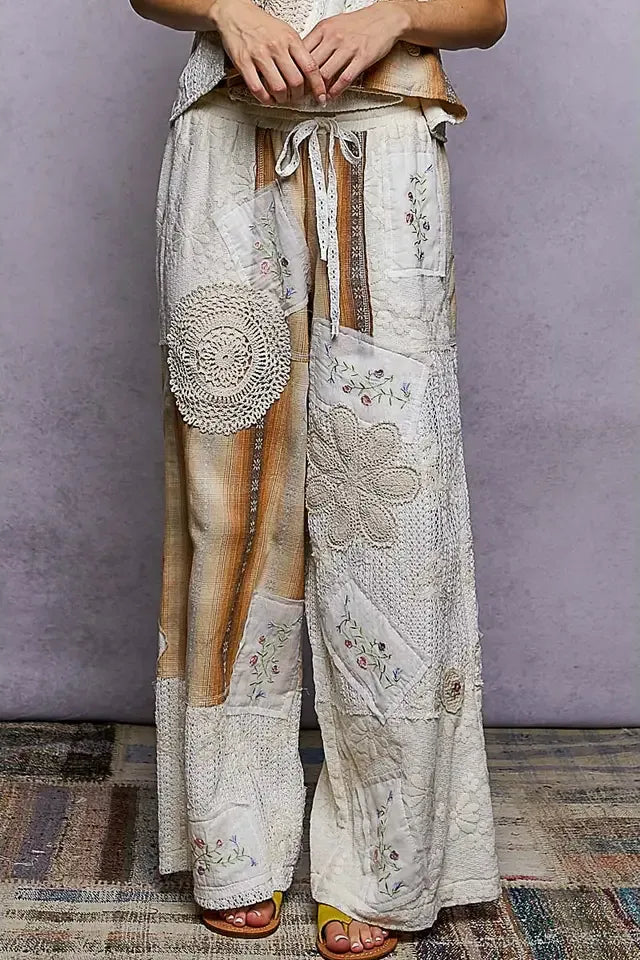 Solid Lace Patch Detail Woven Pants By Pol