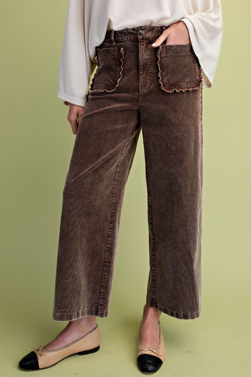 Women's relaxed fit corduroy cropped pants in brown with ruffle pocket